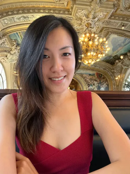 Sandy Yeung headshot